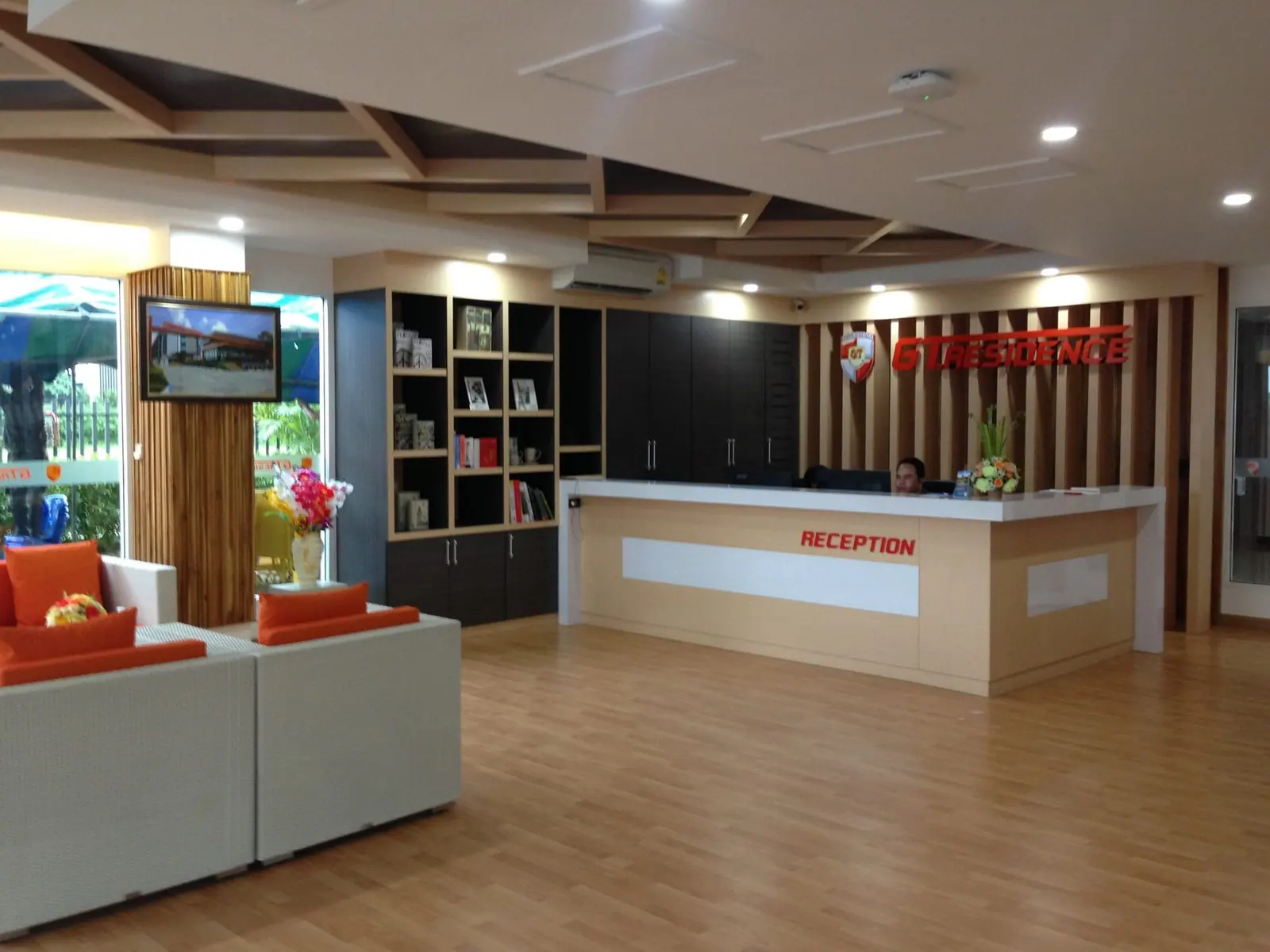 โรงแรม GT Residence คสล. 4 ชั้น 60 ห้อง